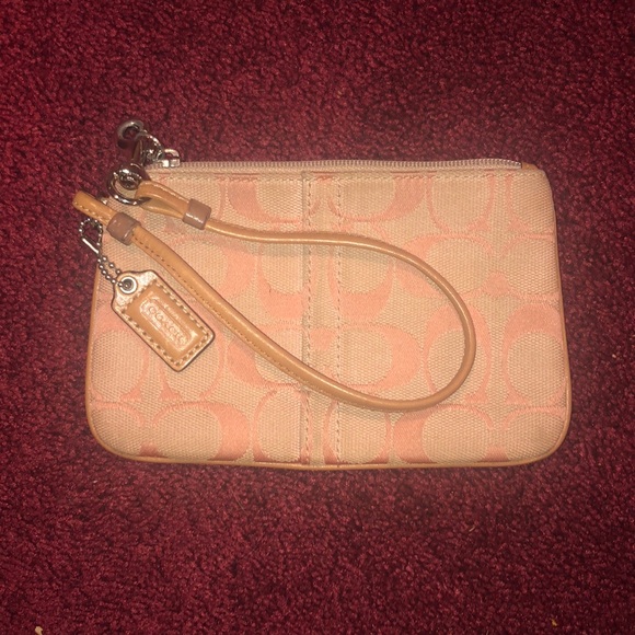 Orange coach purse w matching wallet and wristlet - Picture 6 of 7
